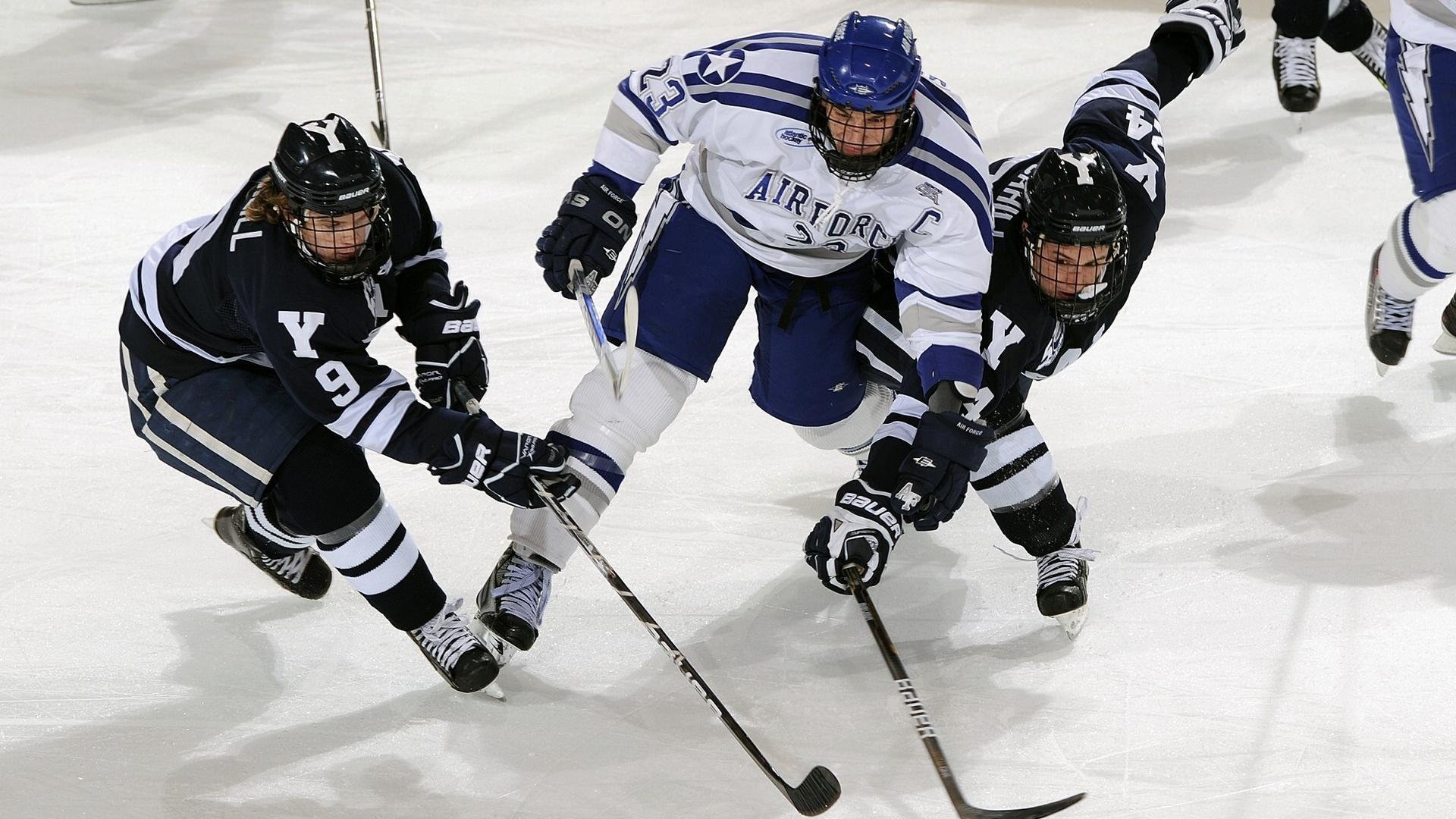 九游官网-LOL官方预告引爆热搜：S16将带来“前所未有的大升级”